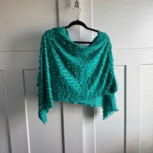 Frilly Shawl